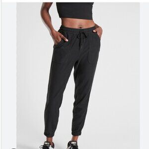 Athleta Farallon Jogger Size XL